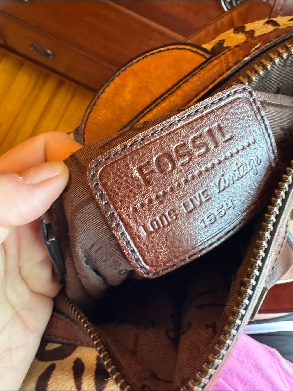 Vintage Fossil bag - Picture 12 of 16